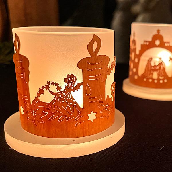 Acryluntersetzter, Beispielfoto leuchtender Rand